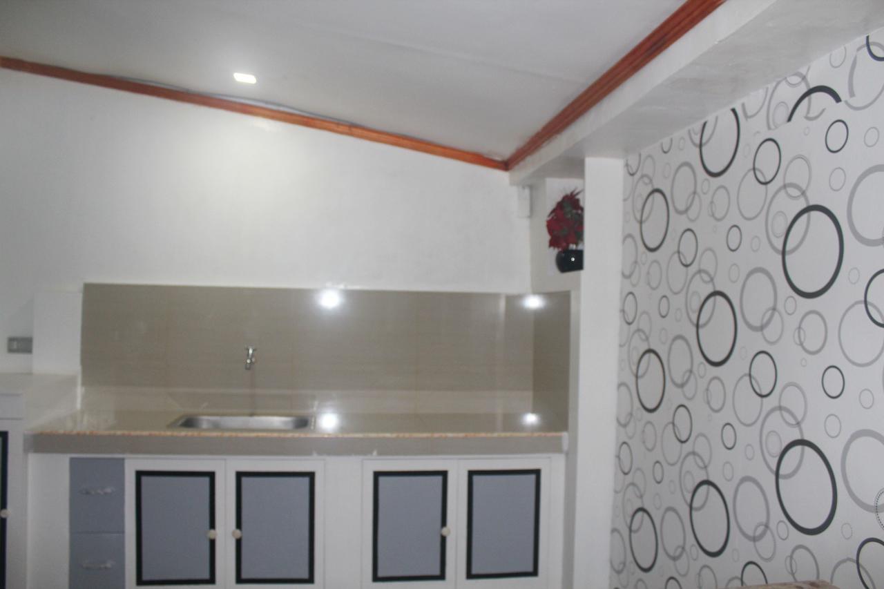 J'S Backpackers Hostel Davao City Dış mekan fotoğraf