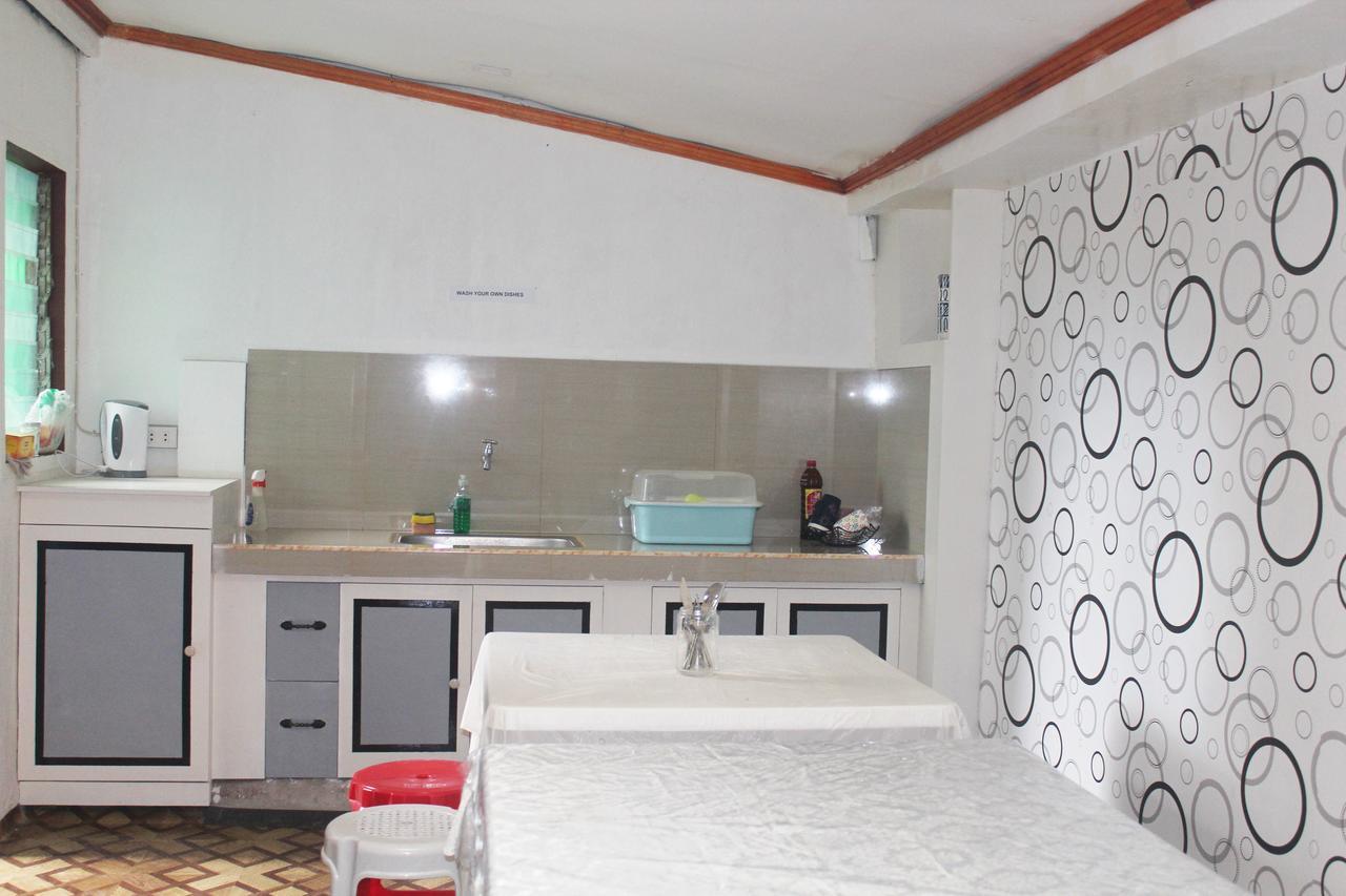 J'S Backpackers Hostel Davao City Dış mekan fotoğraf